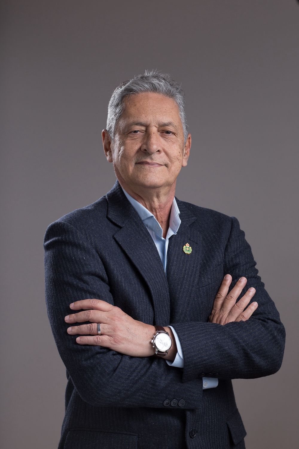 Prof. Dr. Ubiratan Iorio